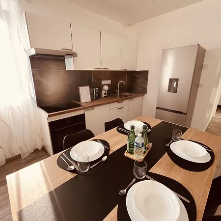 Appartement Le T3 Elegance Lyon Aeroport Janneyrias